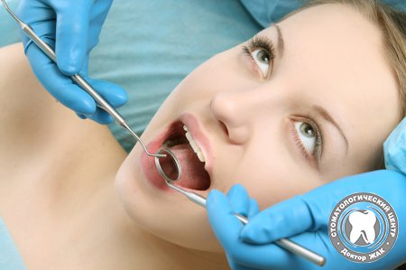 Возможна ли имплантация зубов без боли?