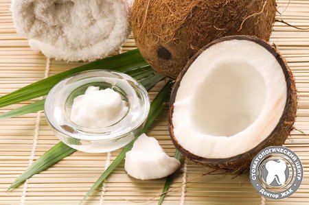 Удивительные свойства кокосового масла для десен
